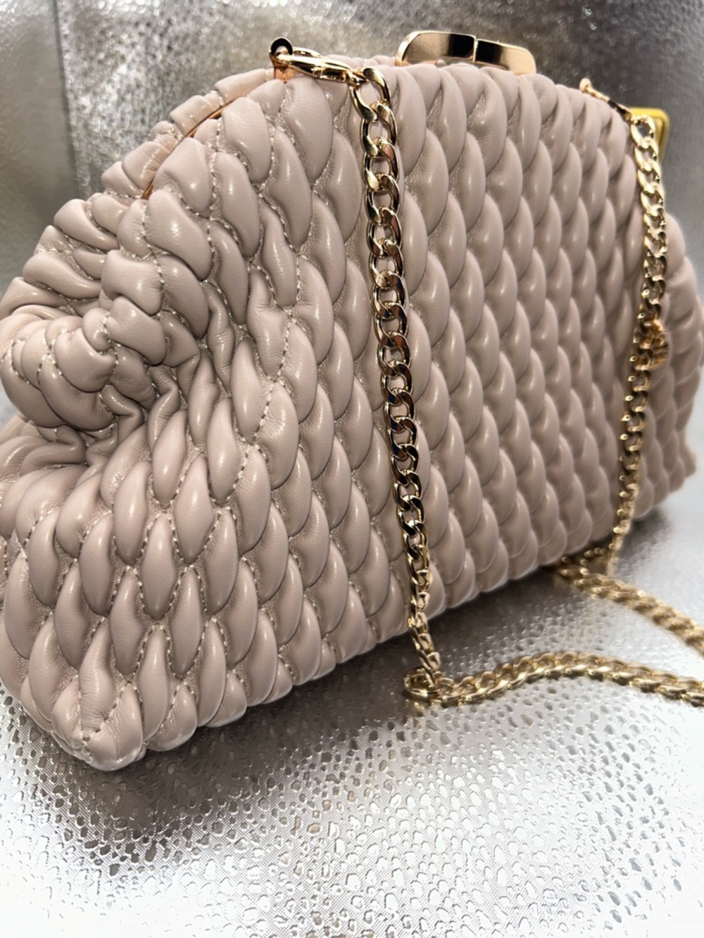 Olga Berg Paige Textured Faux Leather Frame Clutch - Picture 4 of 11